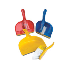 Cleaning set with broom and brush
