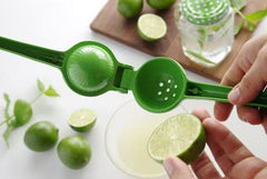 Manual citrus juicers