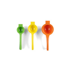 Manual citrus juicers