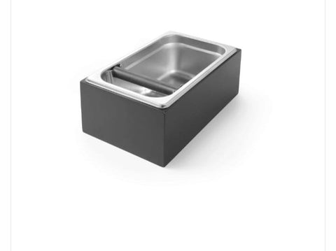Recipient profesional pentru zaț de cafea, standard GN 1/6, esențial pentru curățenia în cafenele HORECA.